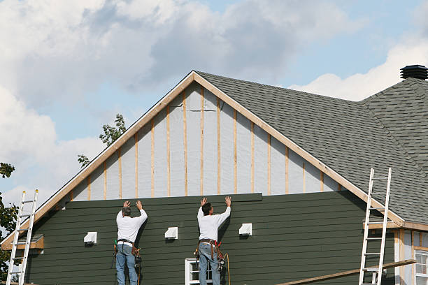 Professional Emergency Siding Repair technician working in Rome, OH